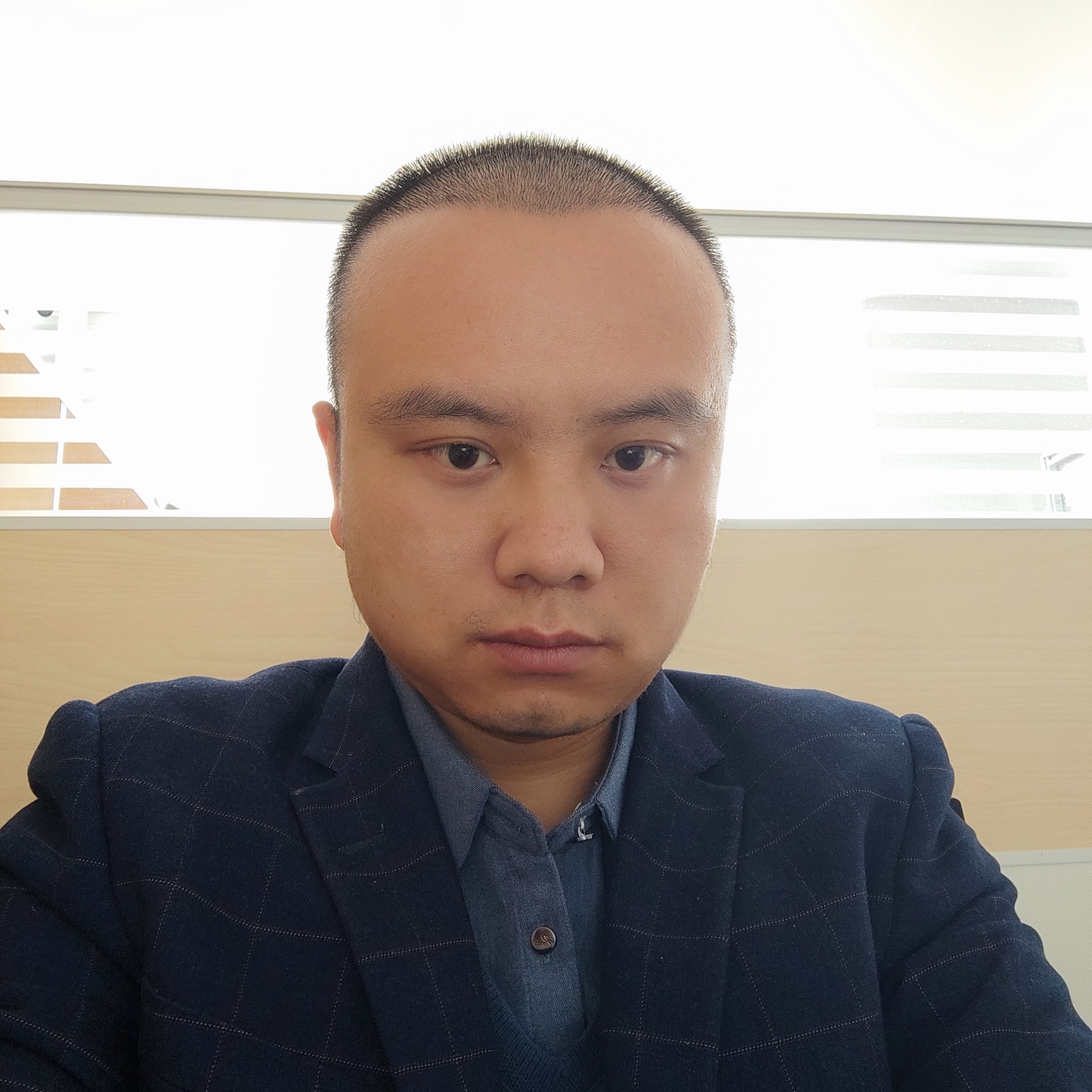 青衫花痴的照片