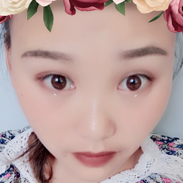 浅笑的照片