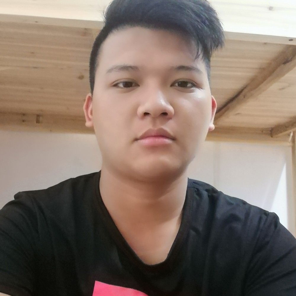 张佳溢的照片