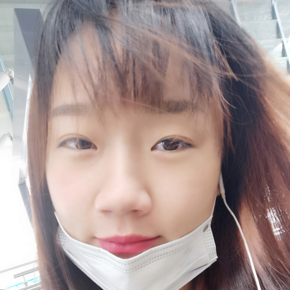 小懒猪邂逅暧昧的照片