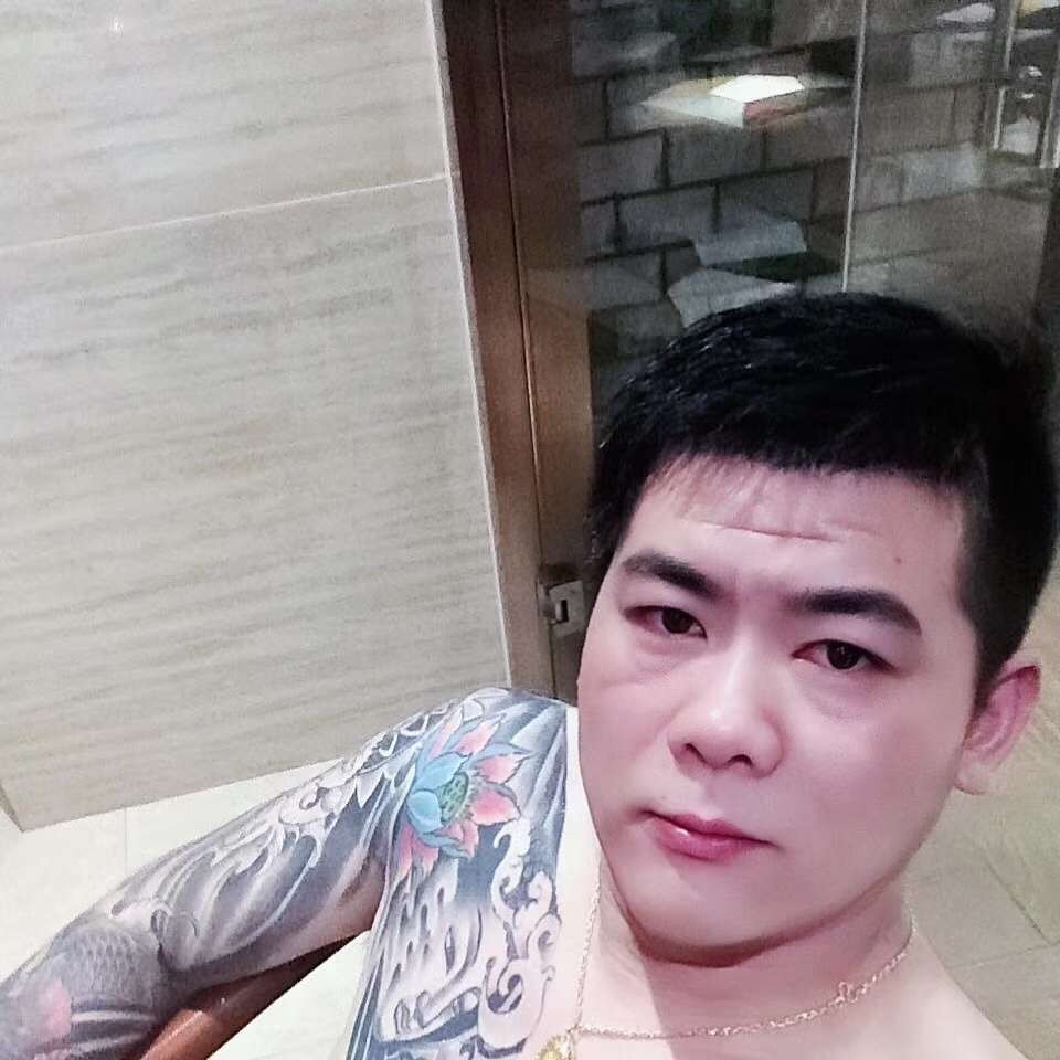 冰棍向腼腆的照片