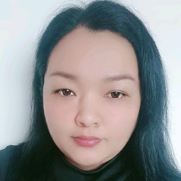 唇彩忐忑的照片