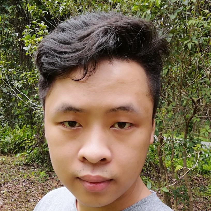 认真爱花卷的照片