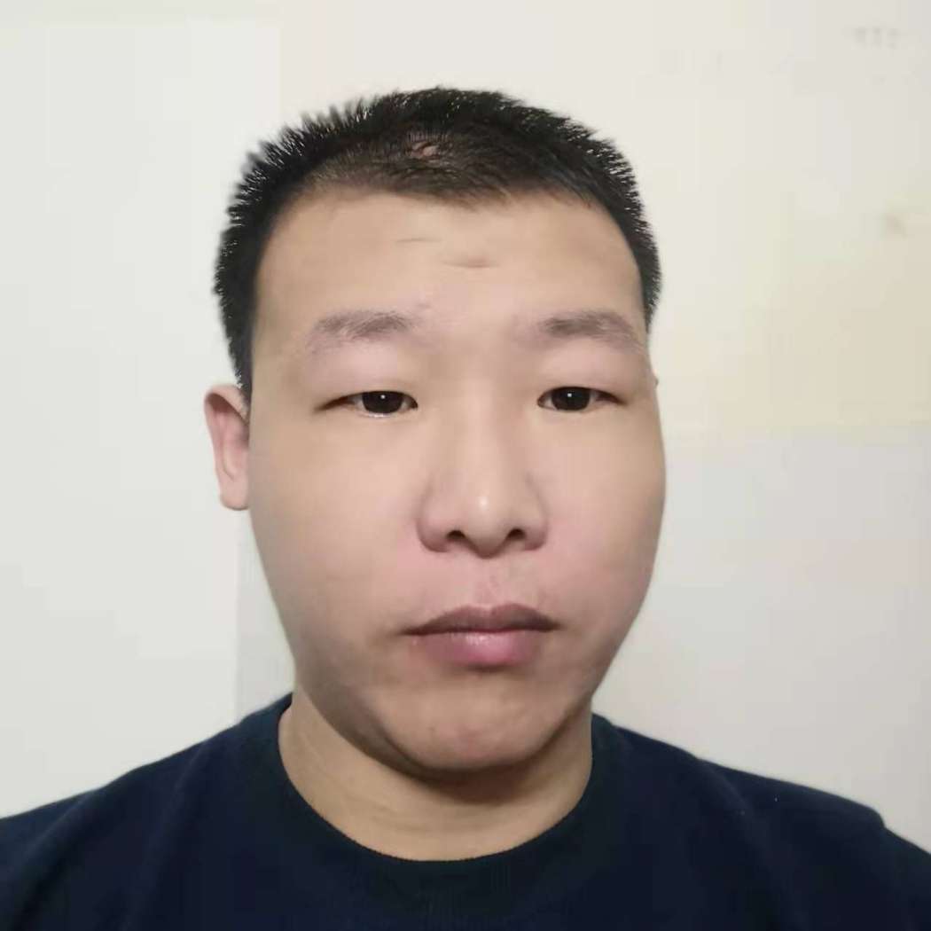 可乐笑暧昧的照片