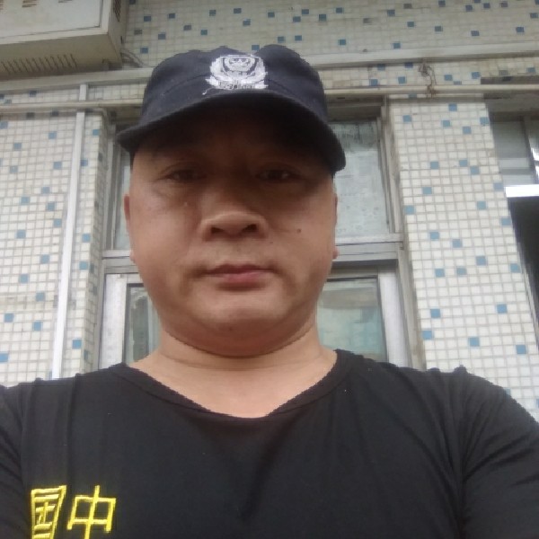 曾祥波的照片