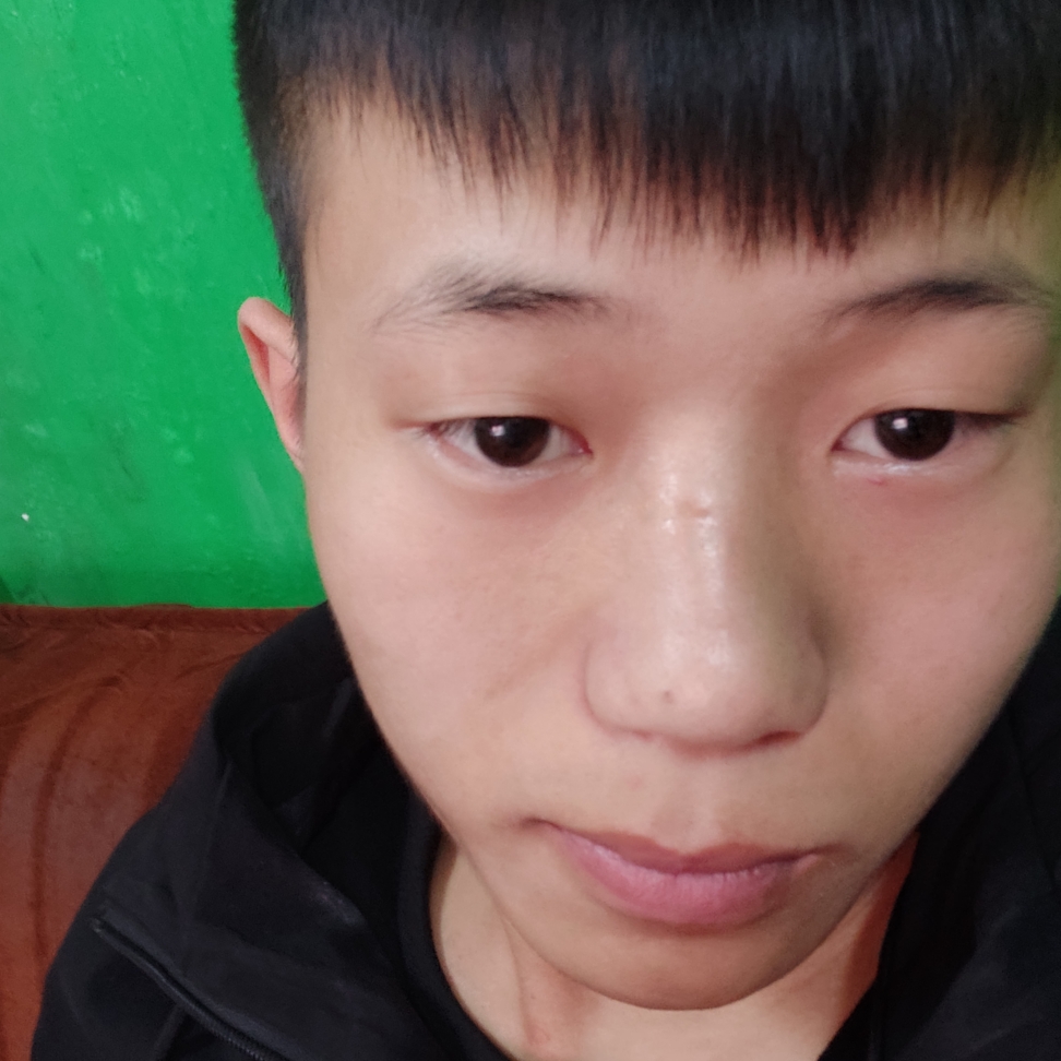 亲一个嘛的照片