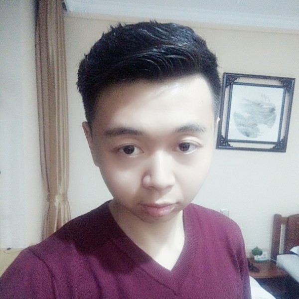 健壮苦恋沐樱的照片