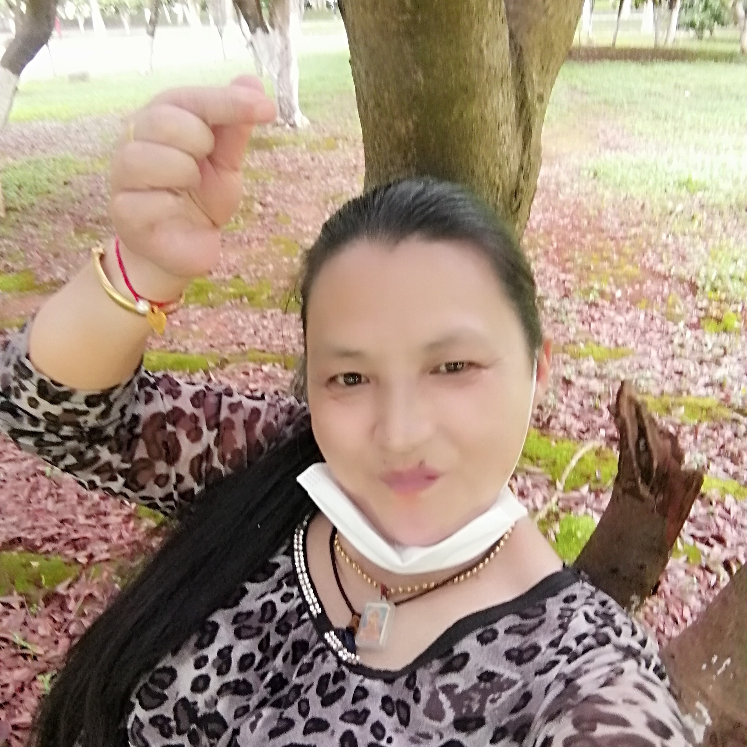 鲜艳萍水一生平安的照片