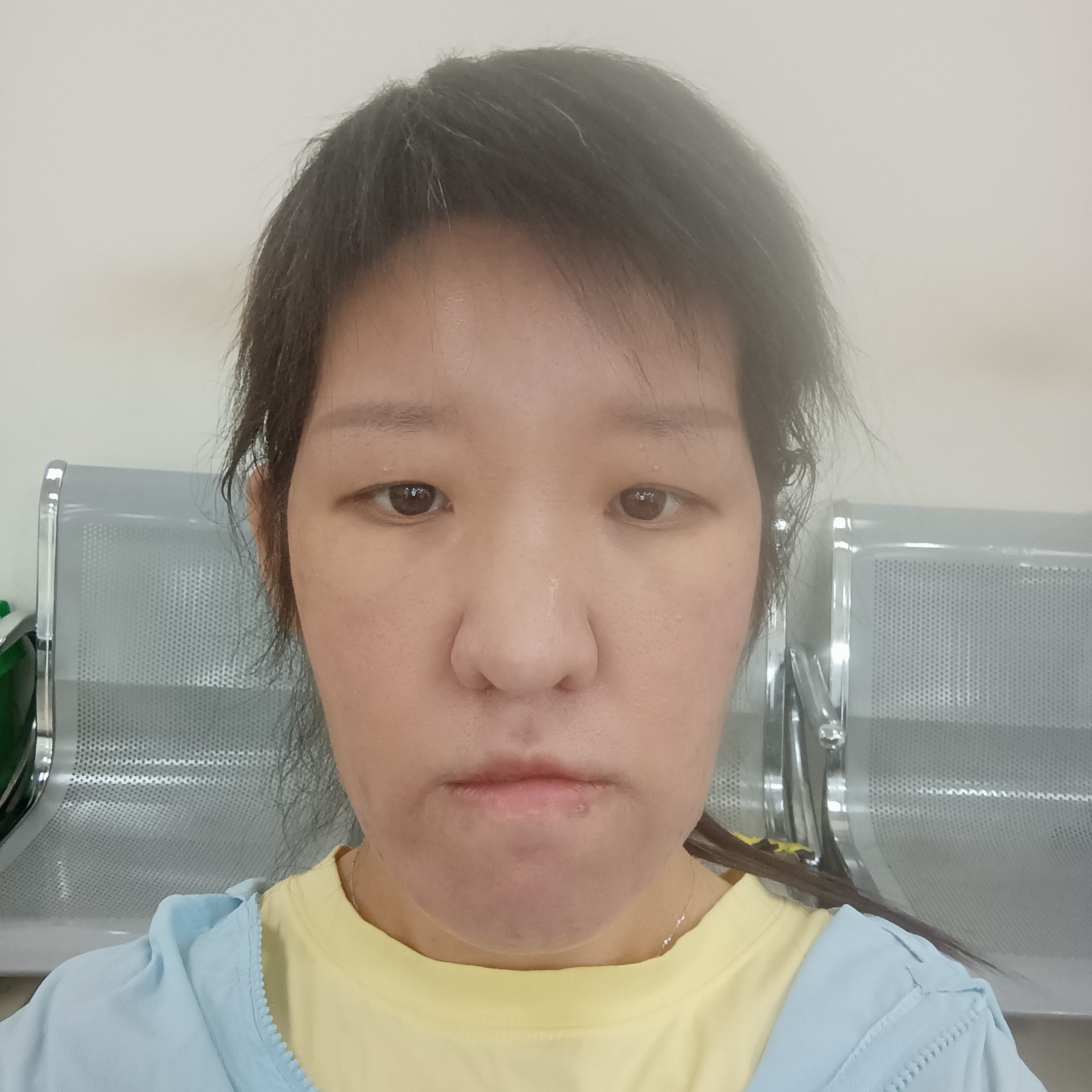 被伤害的心凉了的照片