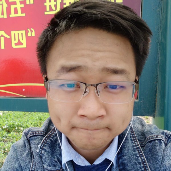 大眉毛灬的照片