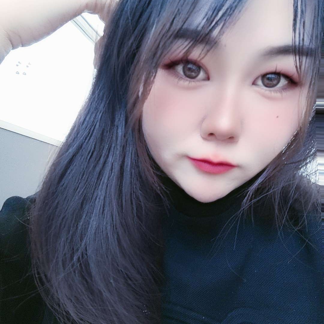 乐观回首毛衣的照片
