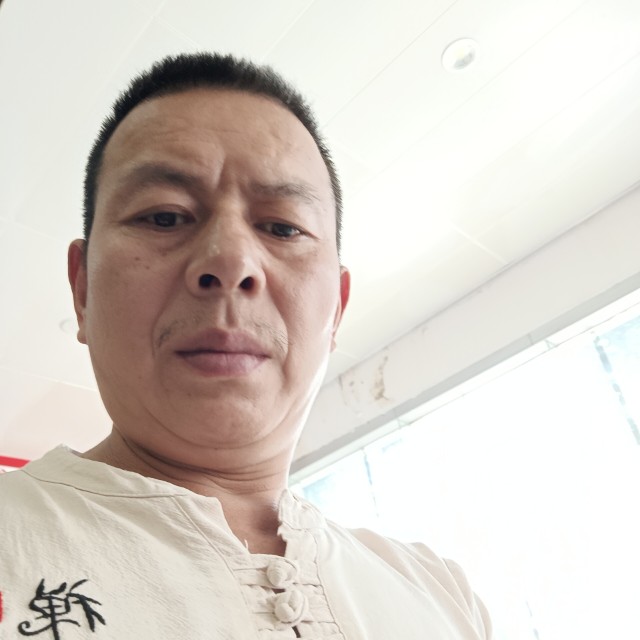 方盒安详的照片