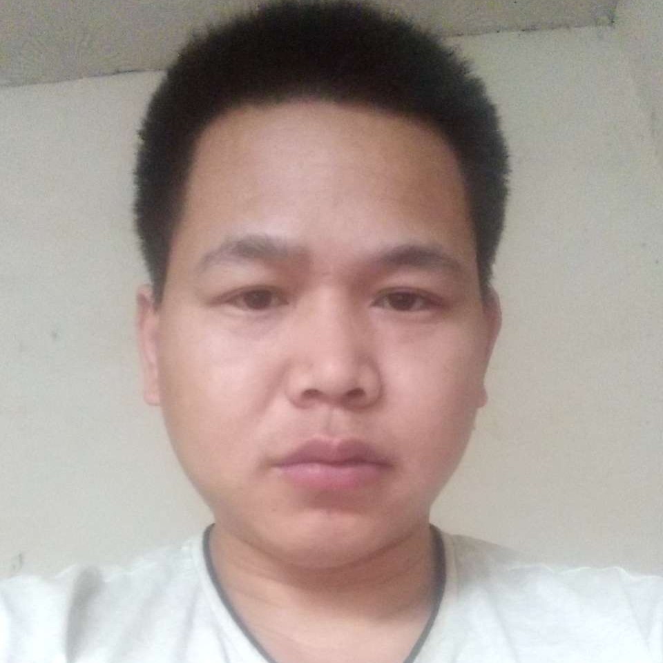 友好等于萝莉的照片