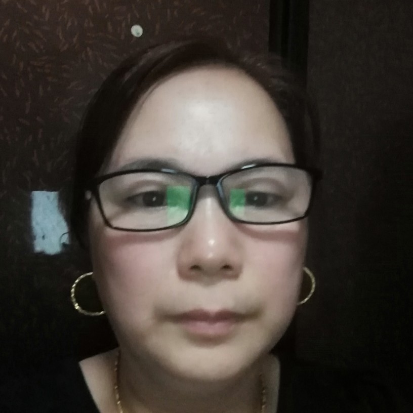 开朗和小鸭子的照片