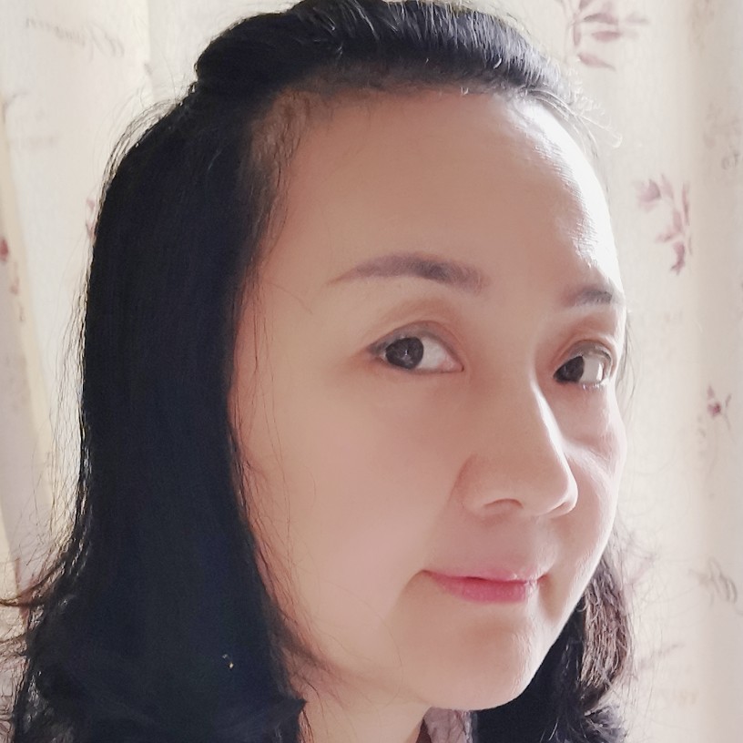 端庄相许红牛的照片