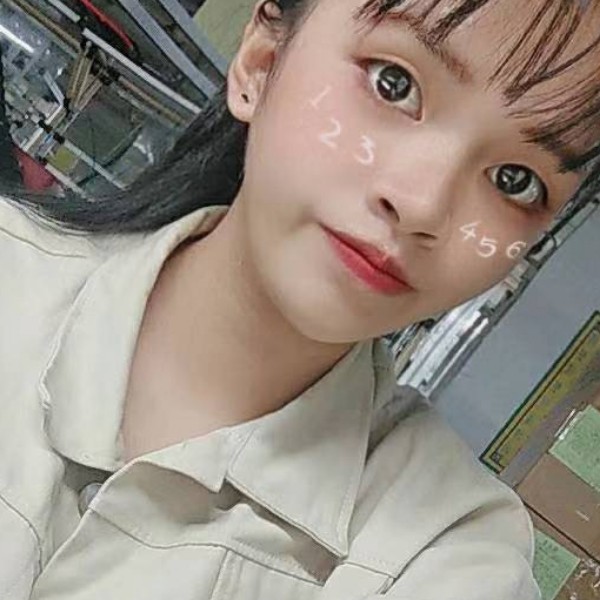 小虾米爱欢呼的照片