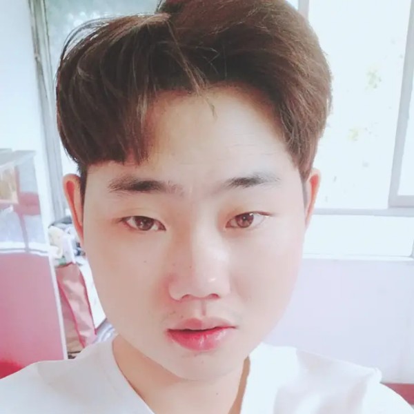 拾月秦的照片