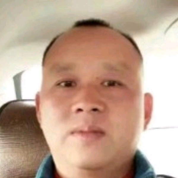 熟悉的陌生人阿坤的照片