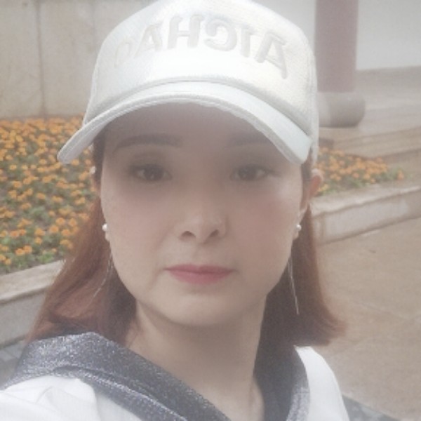 简单奢望的照片