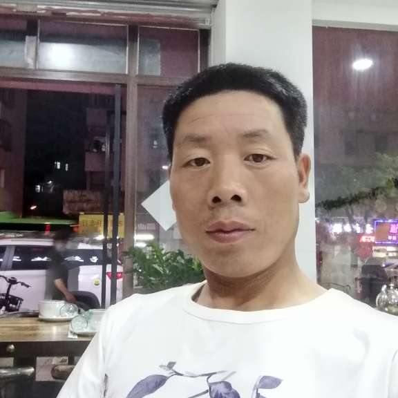 时尚踢尊云的照片