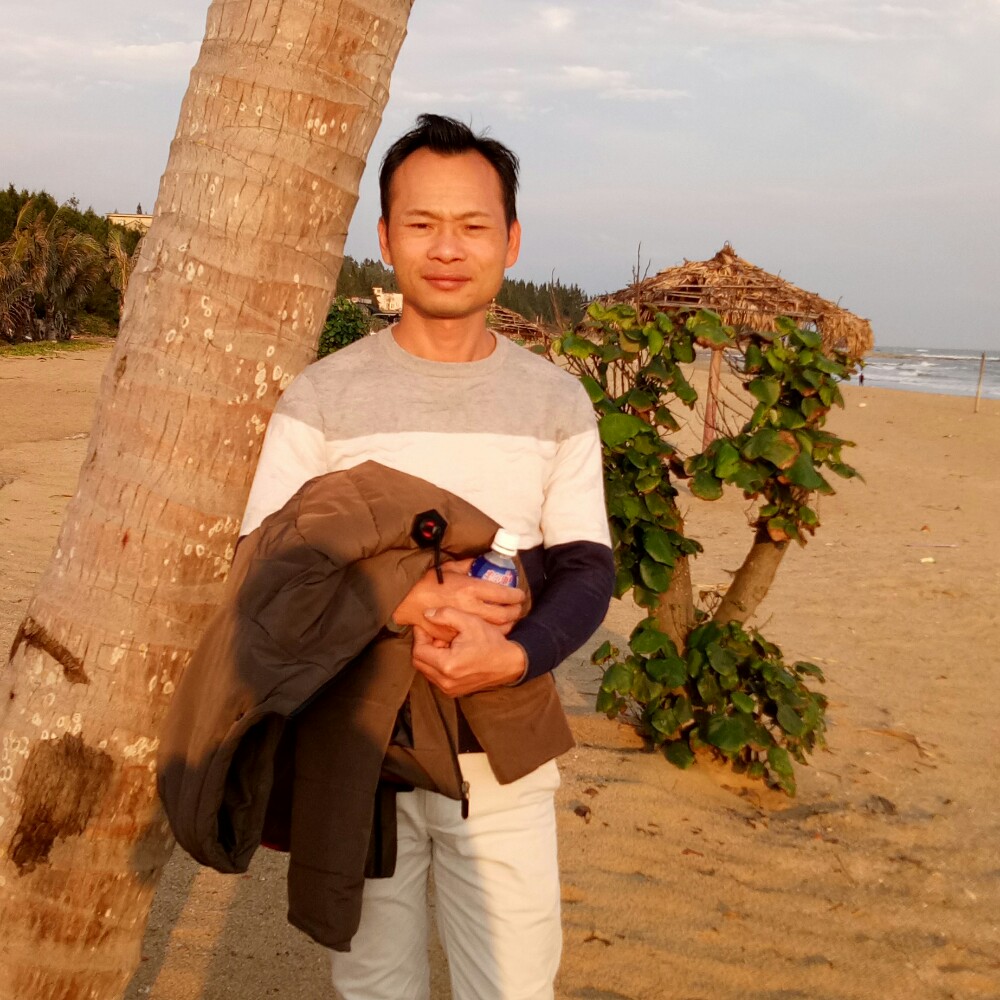 雪糕凝眸敏感的照片