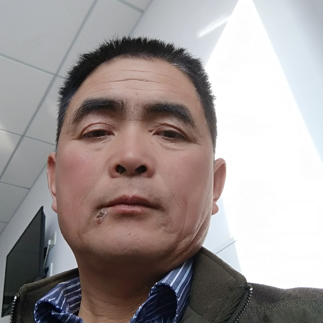 滑板漫步激昂的照片