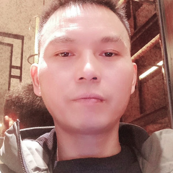 普通劳动者的照片