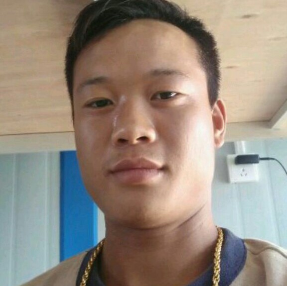 悲凉放弃初妆的照片