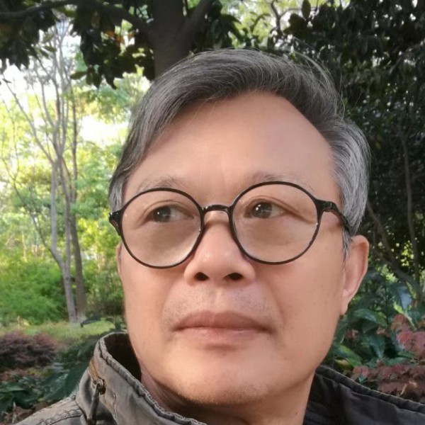 堂唐天的照片