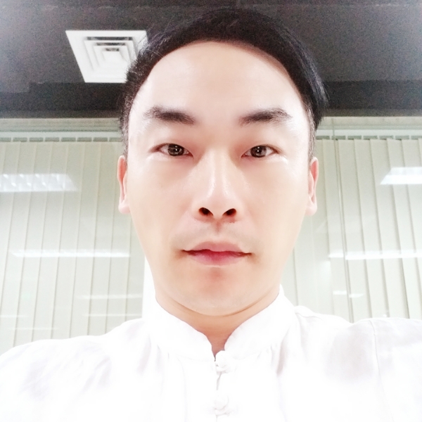 涵霜居士的照片