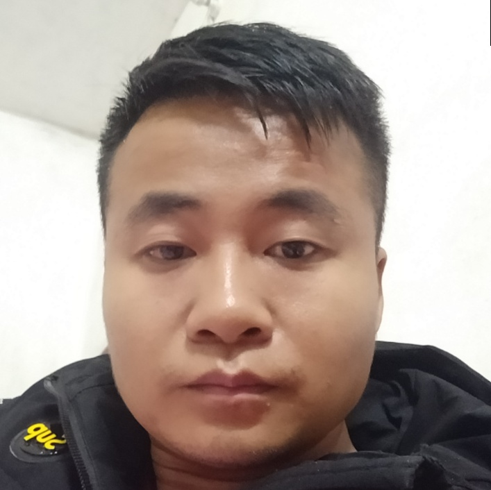 电灯胆放弃单身的照片