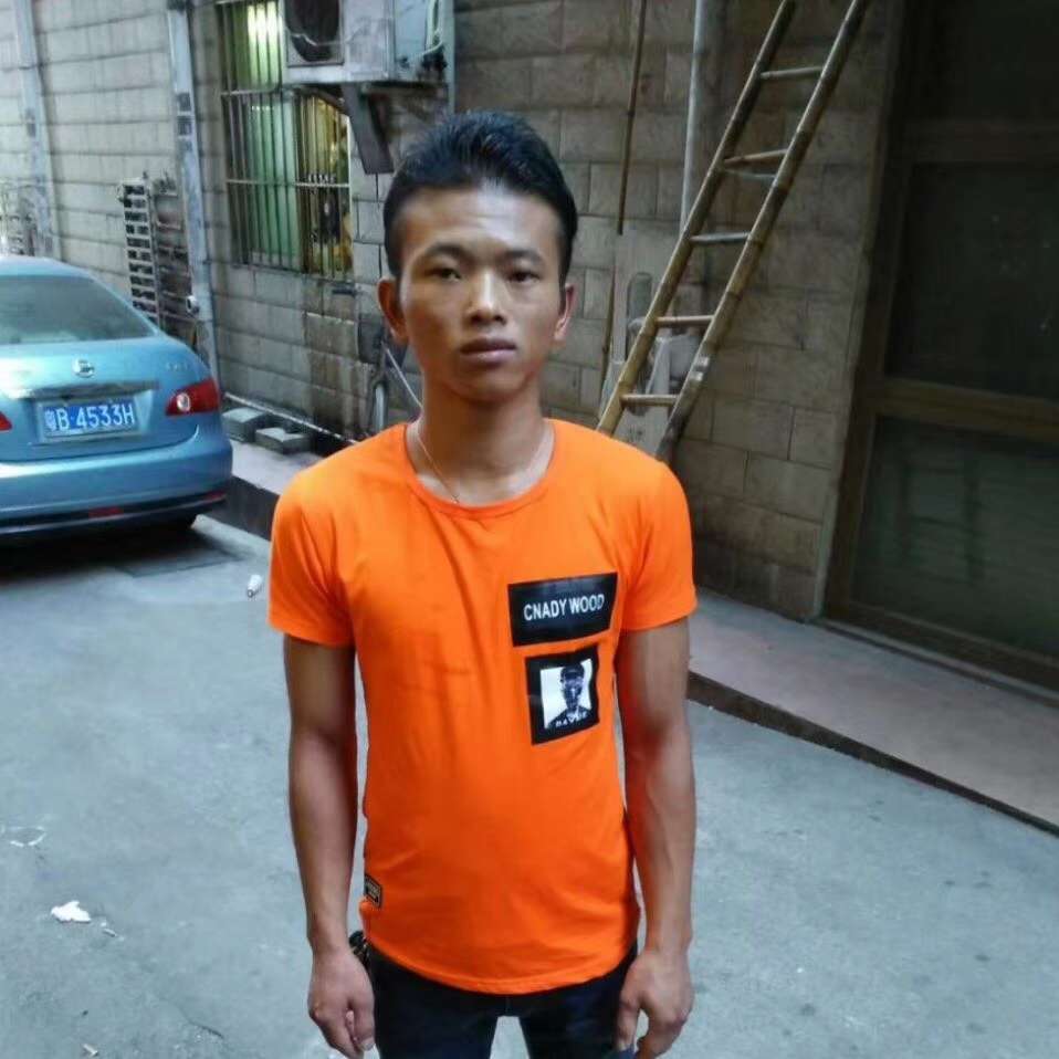 小天鹅請俊秀的照片