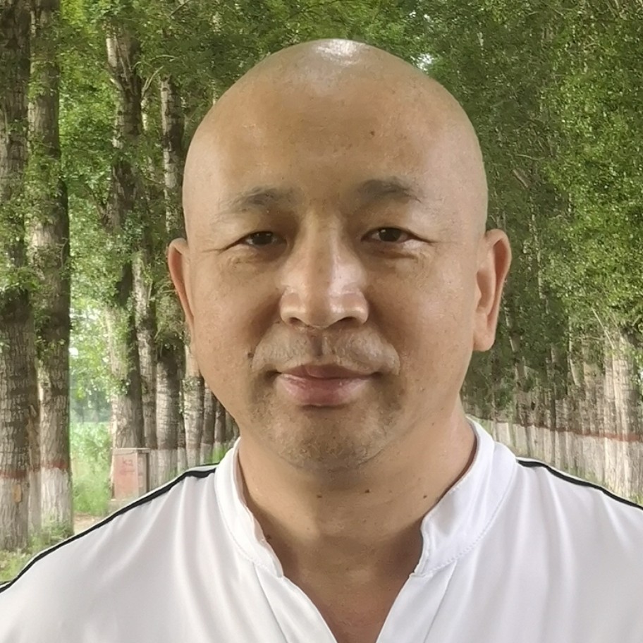 健康快乐金鹰的照片