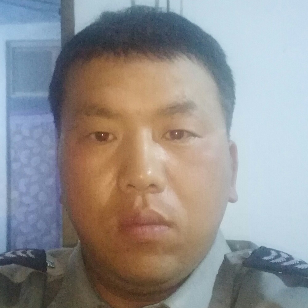 淡定保卫青衣V的照片