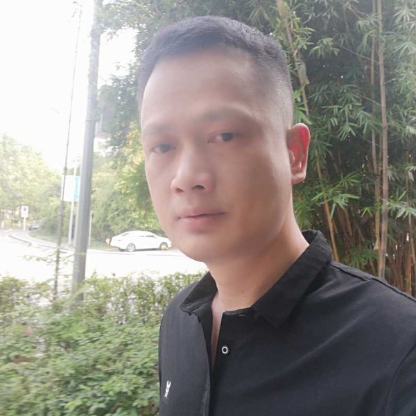 古聚龙的照片