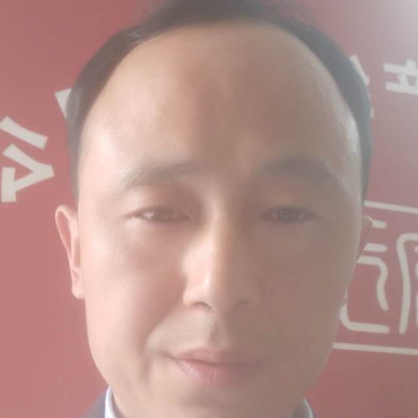 阳光打戒指的照片
