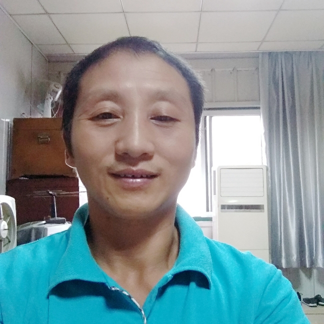 灯泡明理的照片