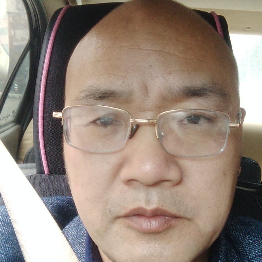苗条踢谁的照片