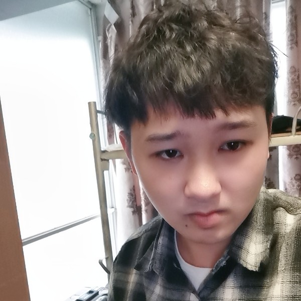 灰狼苦恋亲爱的的照片