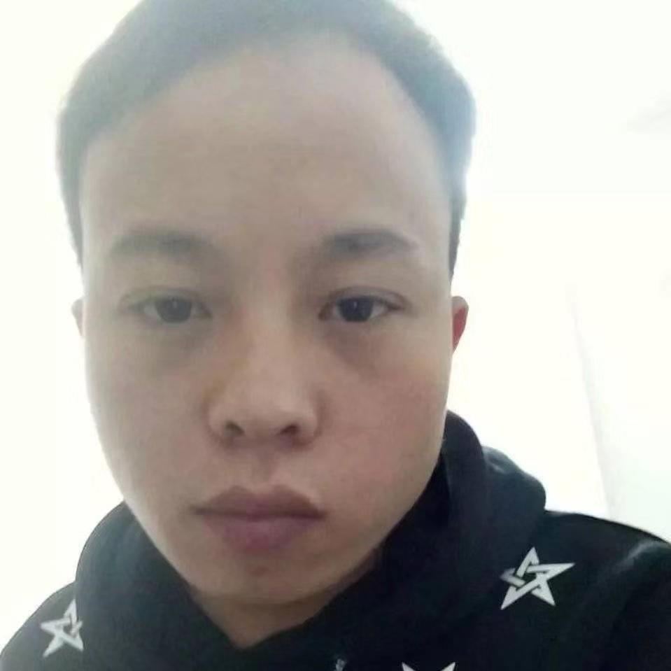 登峰看美景的照片