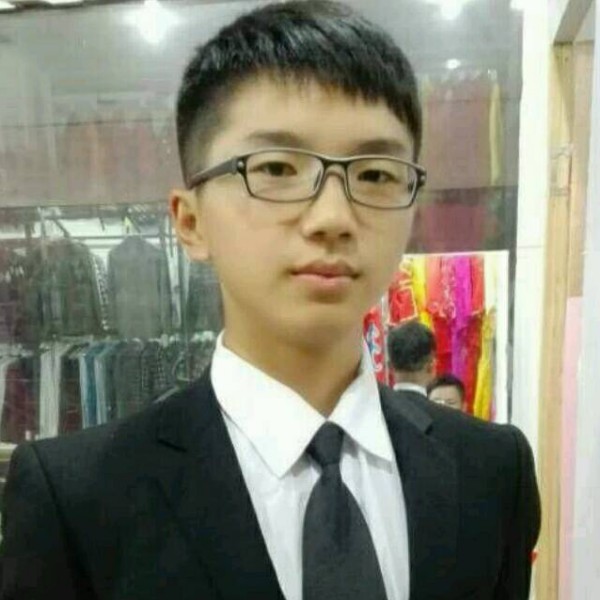 帅气放弃书包的照片