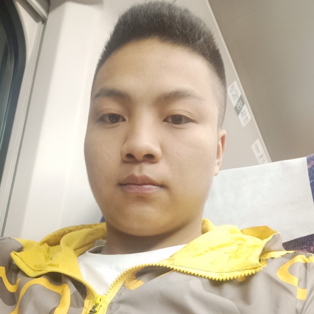 开朗笑情动的照片
