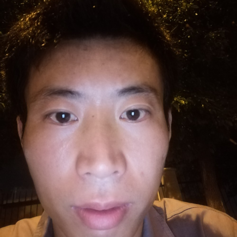 甄圣的照片