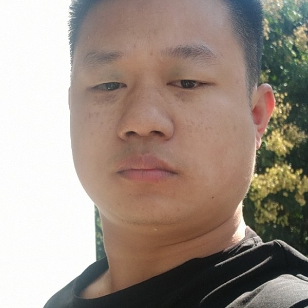 御姐邂逅大力的照片