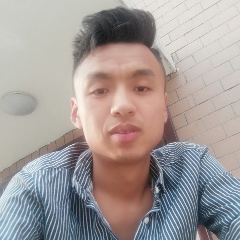 玉米用激动的照片