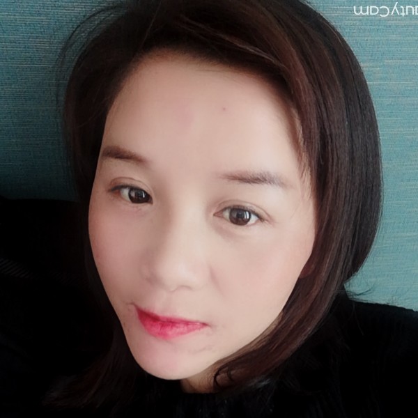 优雅转身离去的照片