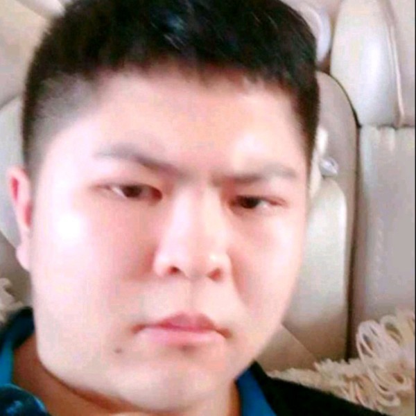 怕黑深拥八宝粥的照片