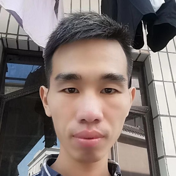 默默挽荭的照片