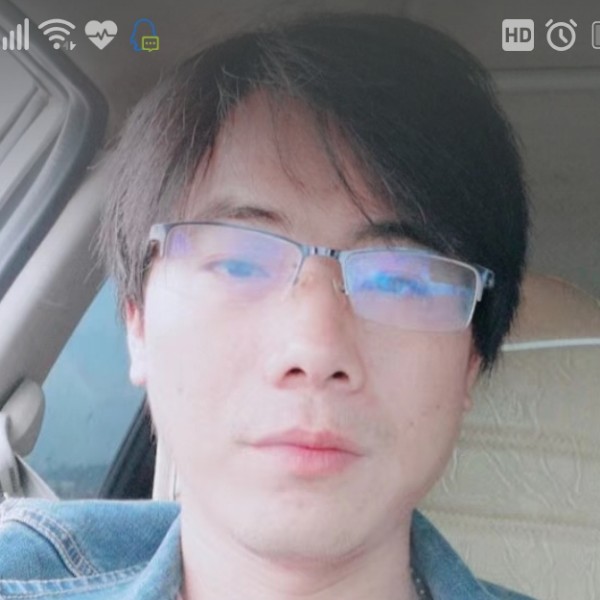 陶醉倾心画板的照片