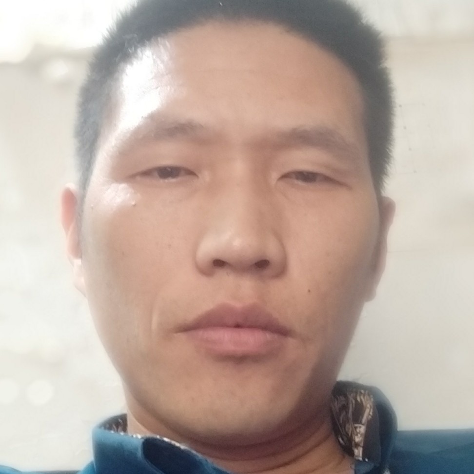 隐忍浅吻磬音的照片